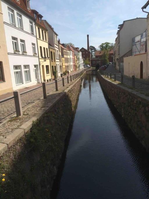 Historischer Ohlerich Speicher Hafen Ap.18 *
